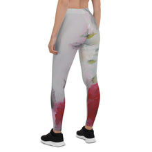 Load image into Gallery viewer, Rose Wreath Leggings

