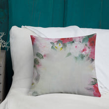 Cargar imagen en el visor de la galería, Rose Wreath Premium Pillow
